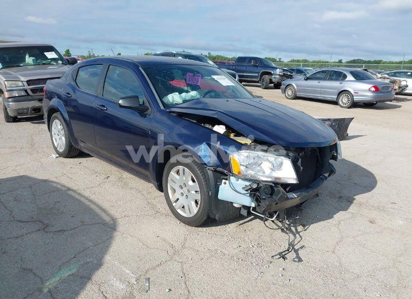 2014 Dodge Avenger SE (VIN 1C3CDZAB1EN111015) main photo