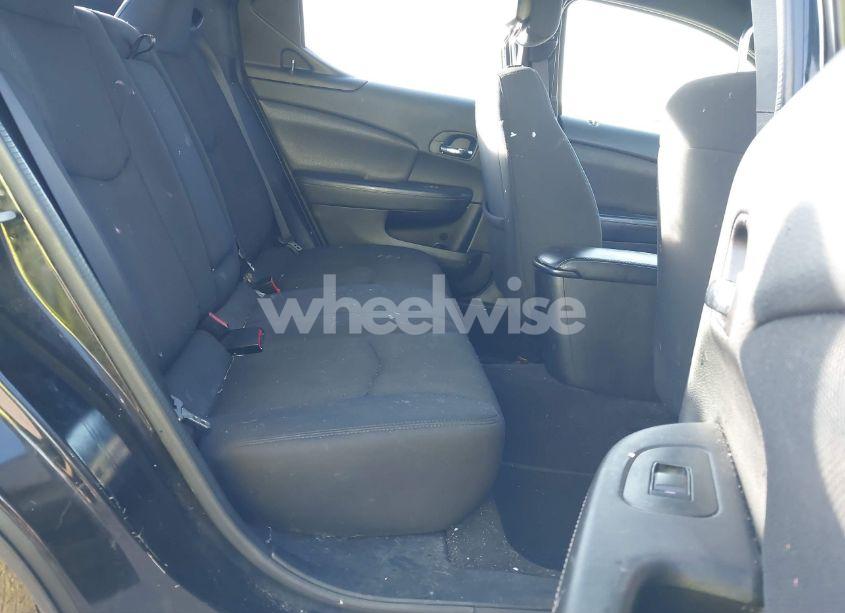 Photo 8 of 2014 Dodge Avenger SE (VIN 1C3CDZAB1EN199810)