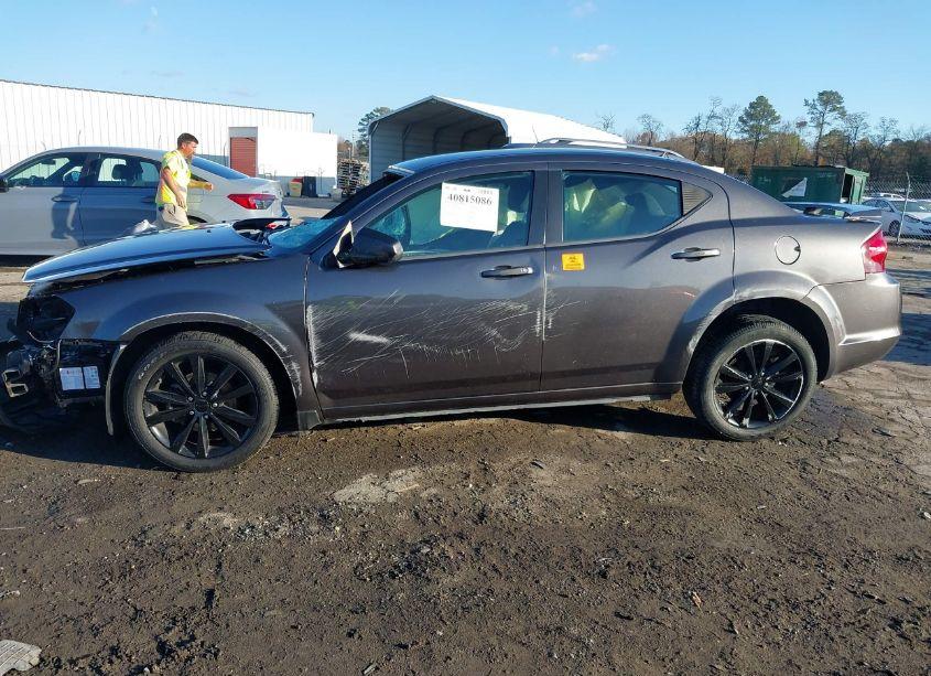 Photo 13 of 2014 Dodge Avenger SE (VIN 1C3CDZAB1EN225709)