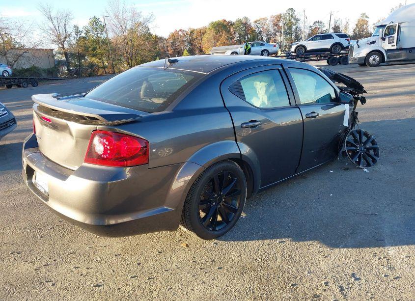 Photo 4 of 2014 Dodge Avenger SE (VIN 1C3CDZAB1EN225709)