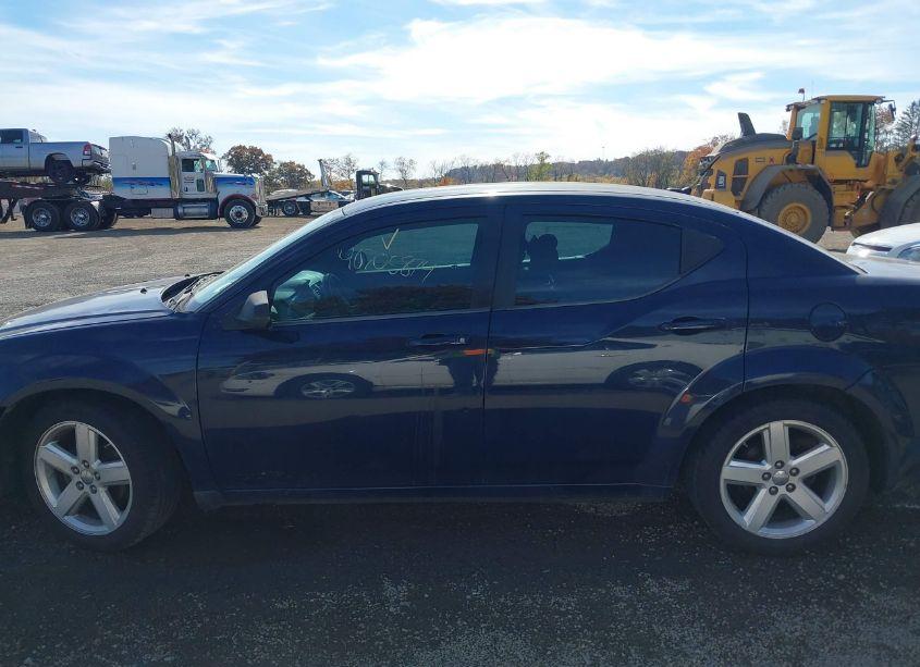 Photo 15 of 2013 Dodge Avenger SE (VIN 1C3CDZAB2DN551436)