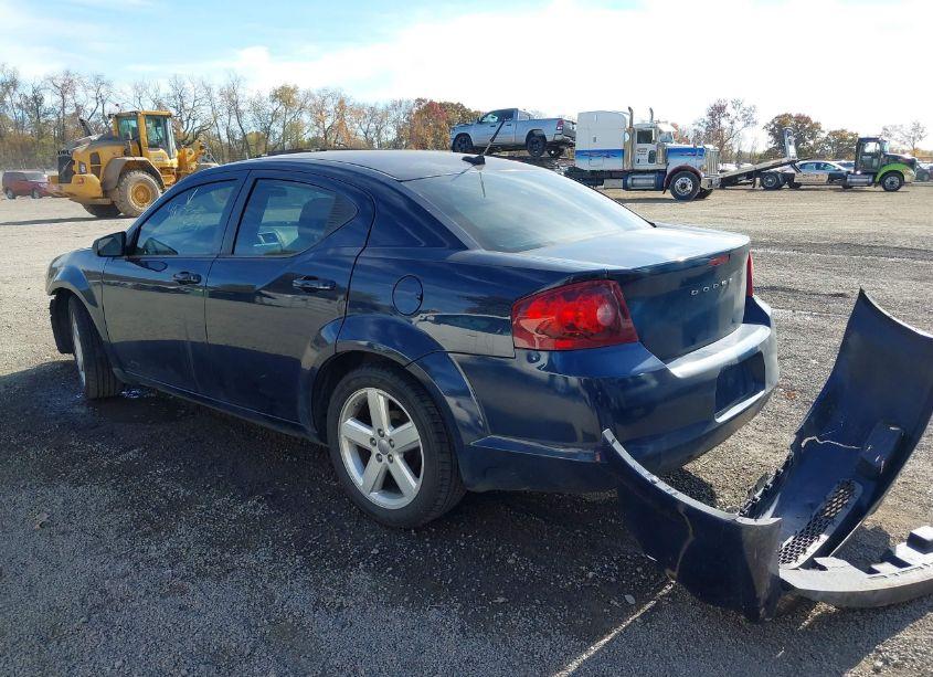 Photo 3 of 2013 Dodge Avenger SE (VIN 1C3CDZAB2DN551436)