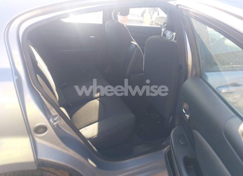 Photo 8 of 2013 Dodge Avenger SE (VIN 1C3CDZAB2DN613871)