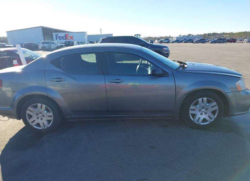 Photo 13 of 2013 Dodge Avenger SE (VIN 1C3CDZAB2DN615541)