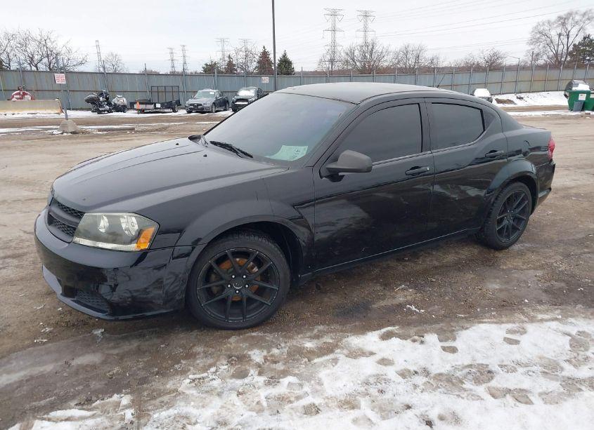 Photo 2 of 2013 Dodge Avenger SE (VIN 1C3CDZAB2DN631979)