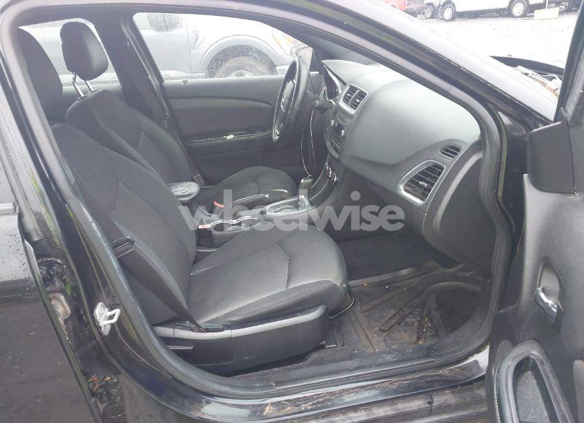 Photo 5 of 2013 Dodge Avenger SE (VIN 1C3CDZAB2DN725246)