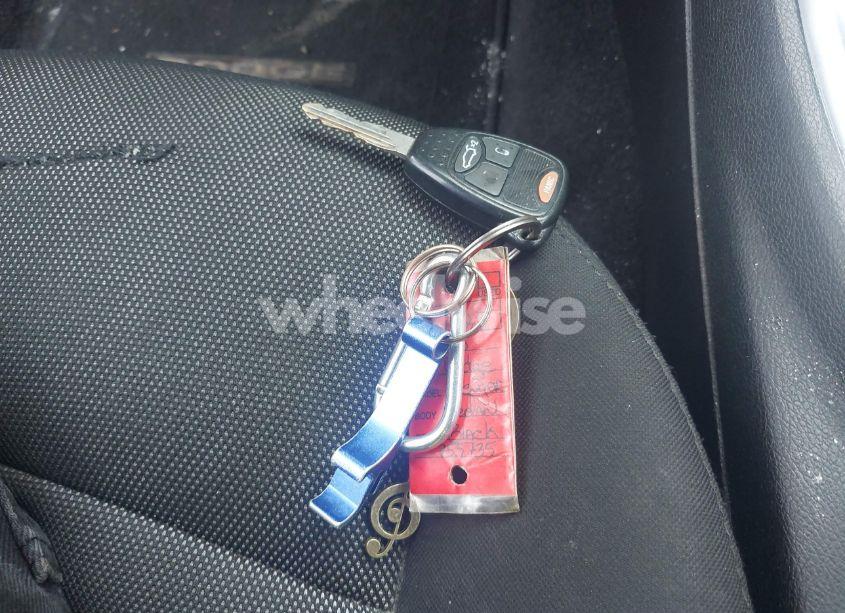 Photo 11 of 2013 Dodge Avenger SE (VIN 1C3CDZAB2DN755735)