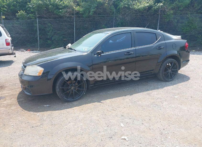 Photo 2 of 2013 Dodge Avenger SE (VIN 1C3CDZAB2DN755735)