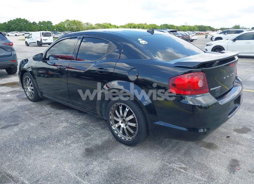 Photo 3 of 2014 Dodge Avenger SE (VIN 1C3CDZAB2EN148994)