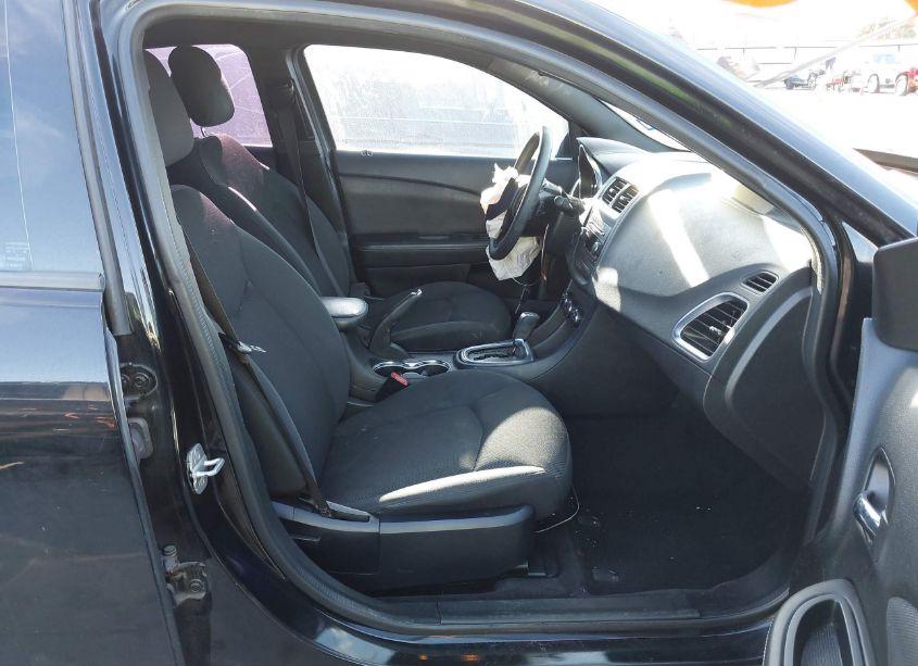 Photo 5 of 2014 Dodge Avenger SE (VIN 1C3CDZAB2EN155976)