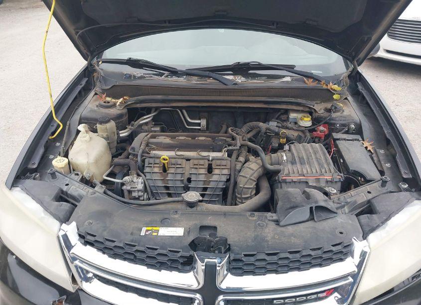 Photo 10 of 2014 Dodge Avenger SE (VIN 1C3CDZAB2EN200219)