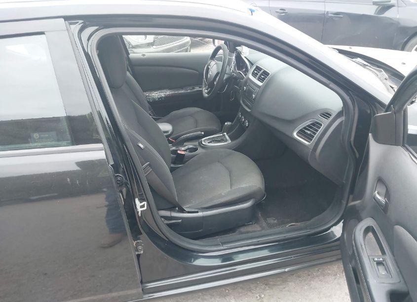 Photo 5 of 2014 Dodge Avenger SE (VIN 1C3CDZAB2EN200219)