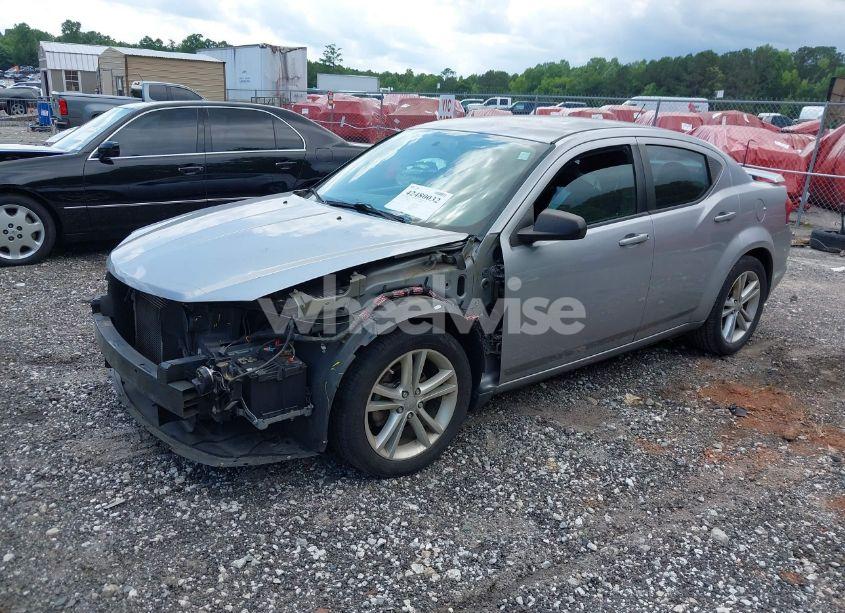 Photo 2 of 2014 Dodge Avenger SE (VIN 1C3CDZAB2EN226741)