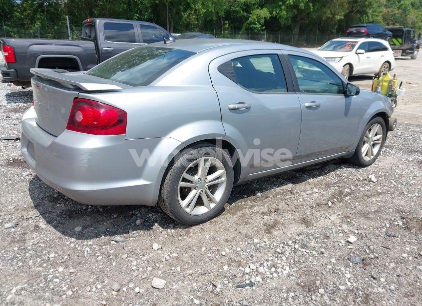 Photo 4 of 2014 Dodge Avenger SE (VIN 1C3CDZAB2EN226741)