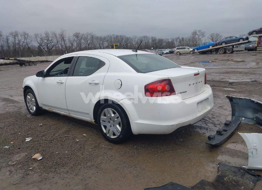 Photo 3 of 2012 Dodge Avenger SE (VIN 1C3CDZAB3CN115015)