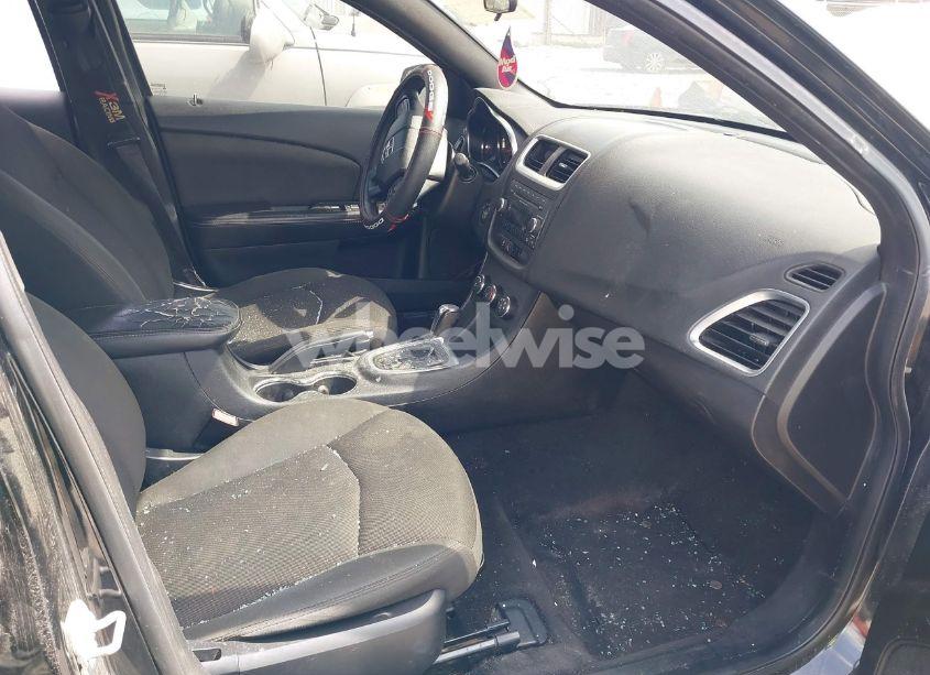 Photo 5 of 2012 Dodge Avenger SE (VIN 1C3CDZAB3CN324044)