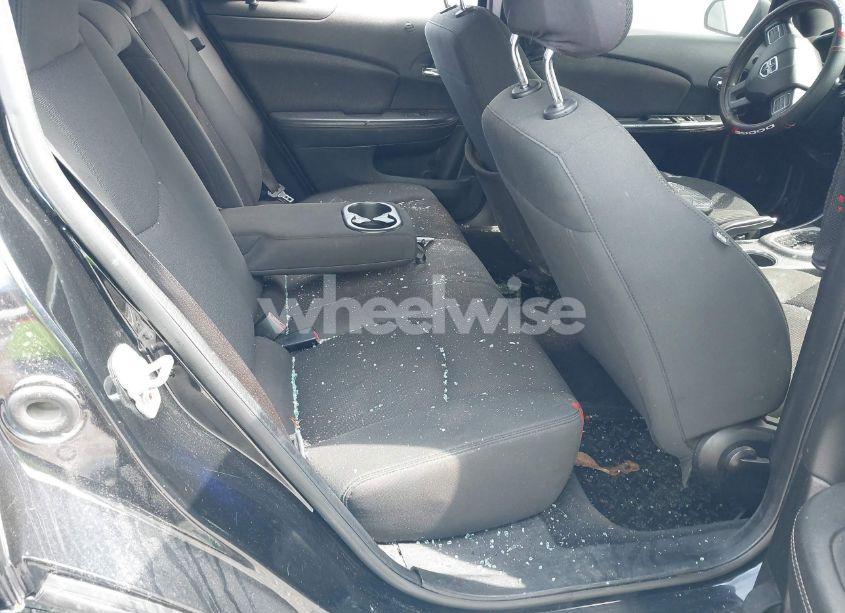 Photo 8 of 2012 Dodge Avenger SE (VIN 1C3CDZAB3CN324044)