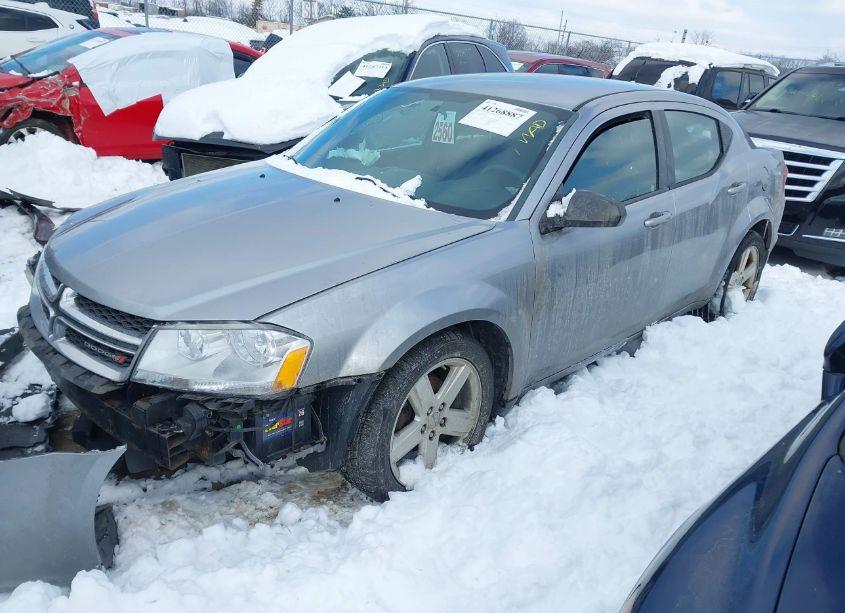Photo 2 of 2013 Dodge Avenger SE (VIN 1C3CDZAB3DN529543)