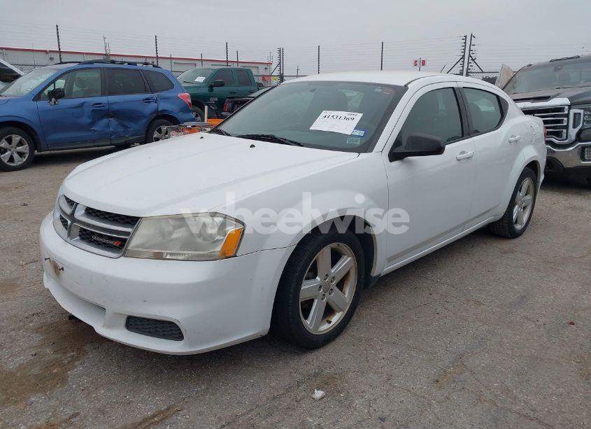 Photo 2 of 2013 Dodge Avenger SE (VIN 1C3CDZAB3DN534662)