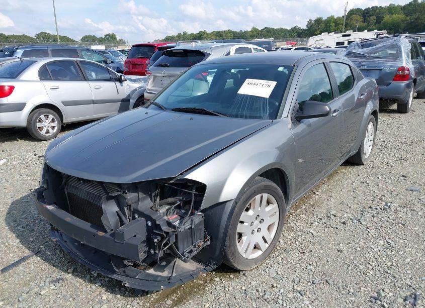 Photo 2 of 2013 Dodge Avenger SE (VIN 1C3CDZAB3DN598815)