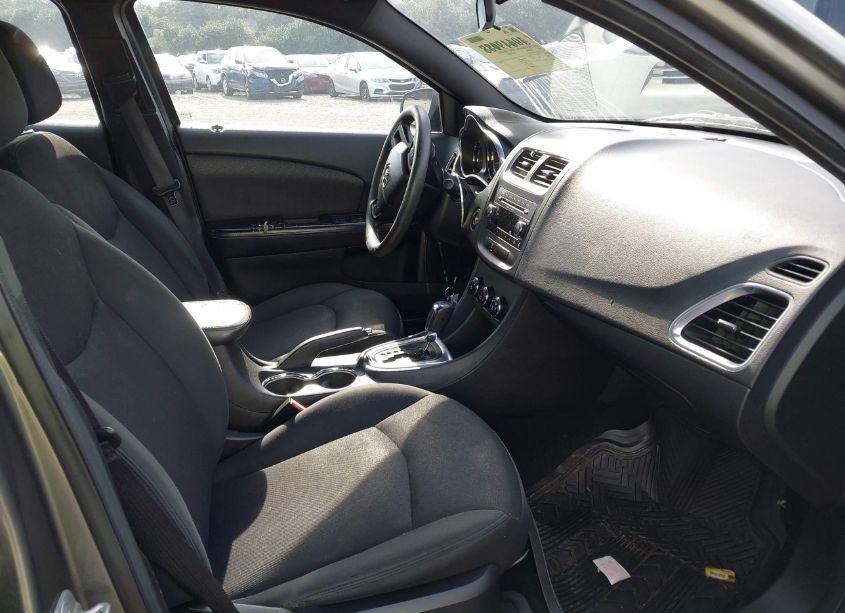 Photo 5 of 2013 Dodge Avenger SE (VIN 1C3CDZAB3DN598815)