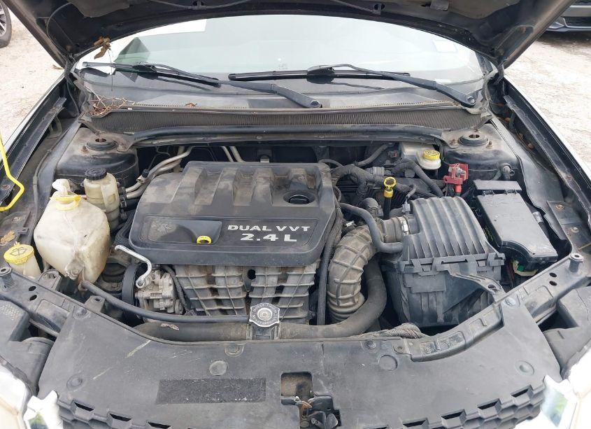 Photo 10 of 2013 Dodge Avenger SE (VIN 1C3CDZAB3DN643347)