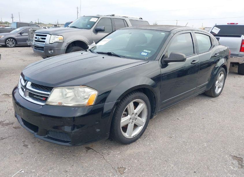 Photo 2 of 2013 Dodge Avenger SE (VIN 1C3CDZAB3DN643347)