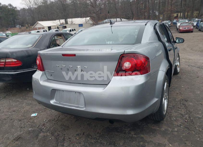 Photo 16 of 2013 Dodge Avenger SE (VIN 1C3CDZAB3DN657944)