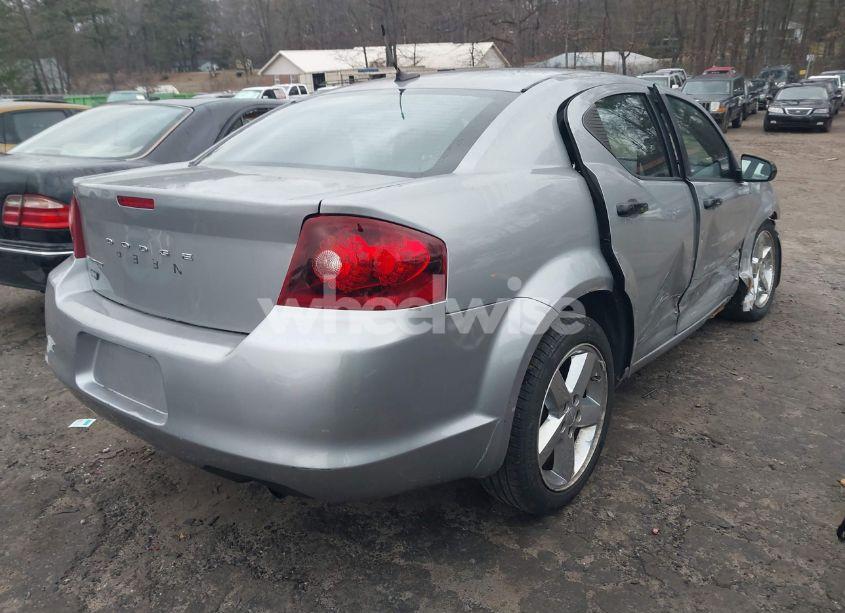 Photo 4 of 2013 Dodge Avenger SE (VIN 1C3CDZAB3DN657944)