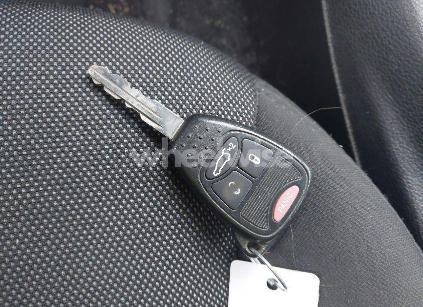 Photo 11 of 2013 Dodge Avenger SE (VIN 1C3CDZAB3DN664912)