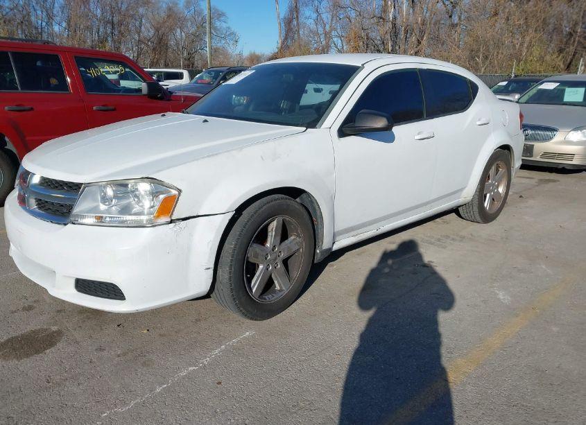 Photo 2 of 2013 Dodge Avenger SE (VIN 1C3CDZAB4DN517014)