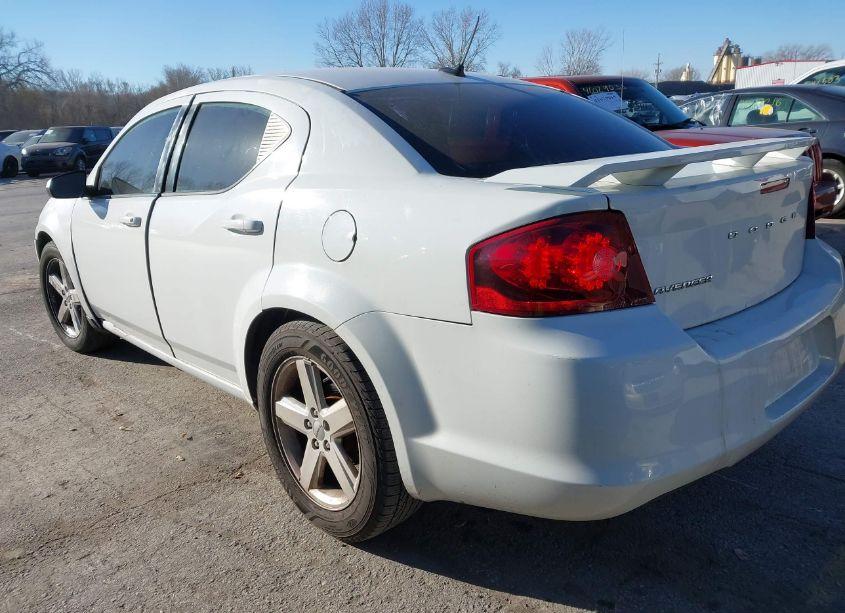 Photo 3 of 2013 Dodge Avenger SE (VIN 1C3CDZAB4DN517014)