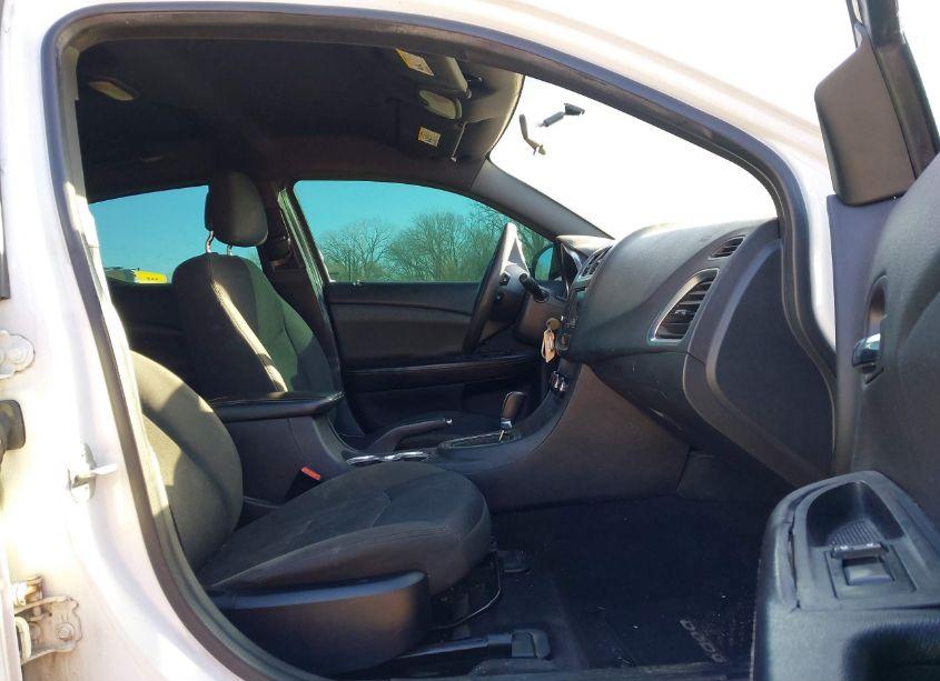 Photo 5 of 2013 Dodge Avenger SE (VIN 1C3CDZAB4DN517014)