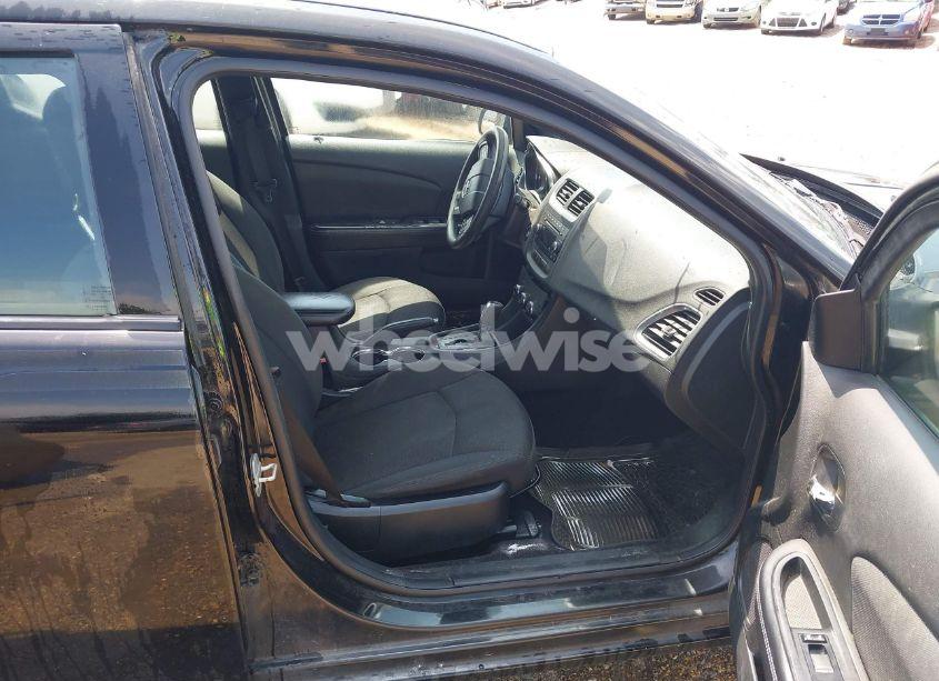 Photo 5 of 2013 Dodge Avenger SE (VIN 1C3CDZAB4DN517417)