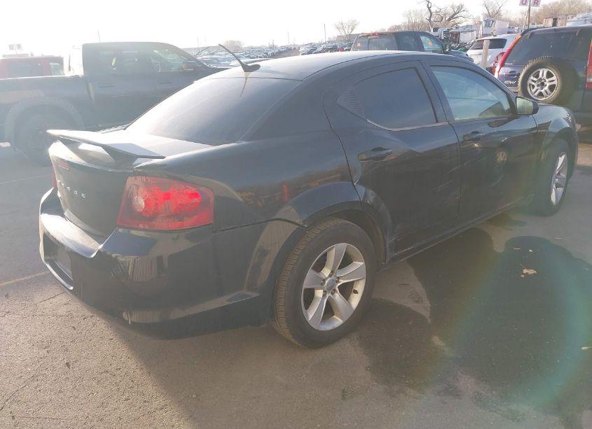 Photo 4 of 2013 Dodge Avenger SE (VIN 1C3CDZAB4DN535643)