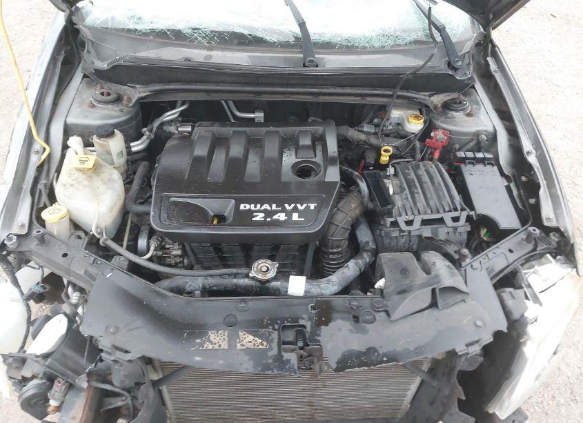 Photo 10 of 2013 Dodge Avenger SE (VIN 1C3CDZAB4DN558761)