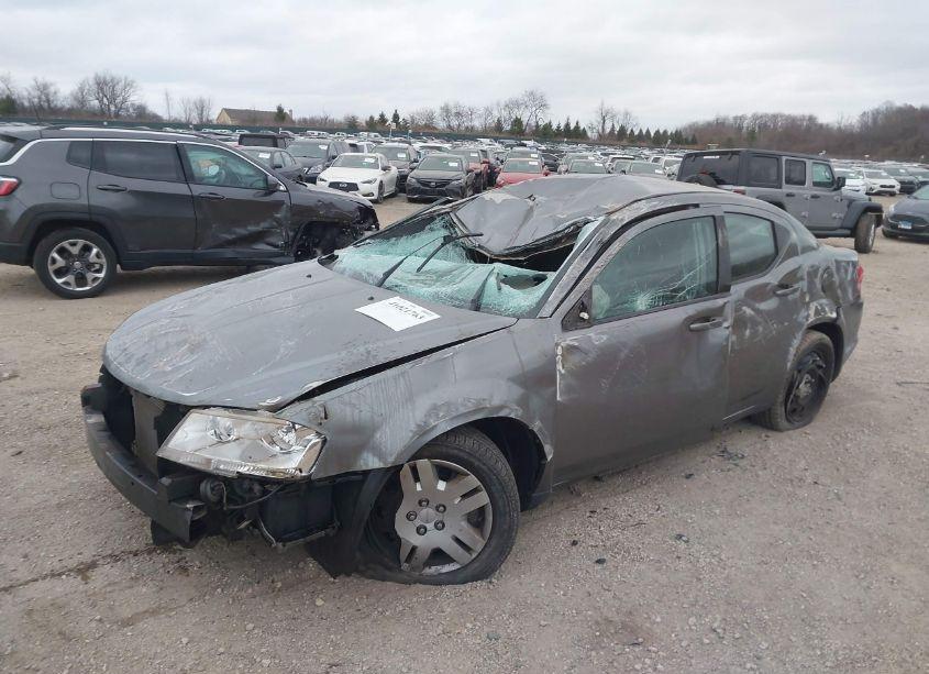 Photo 2 of 2013 Dodge Avenger SE (VIN 1C3CDZAB4DN558761)