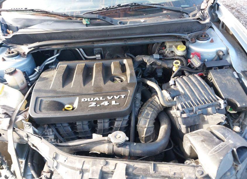 Photo 10 of 2013 Dodge Avenger SE (VIN 1C3CDZAB4DN563992)