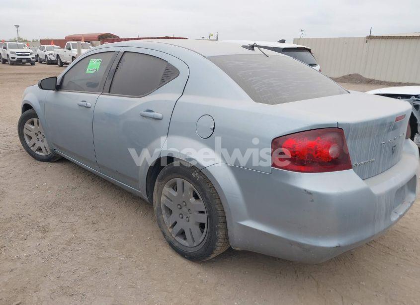 Photo 3 of 2013 Dodge Avenger SE (VIN 1C3CDZAB4DN575933)