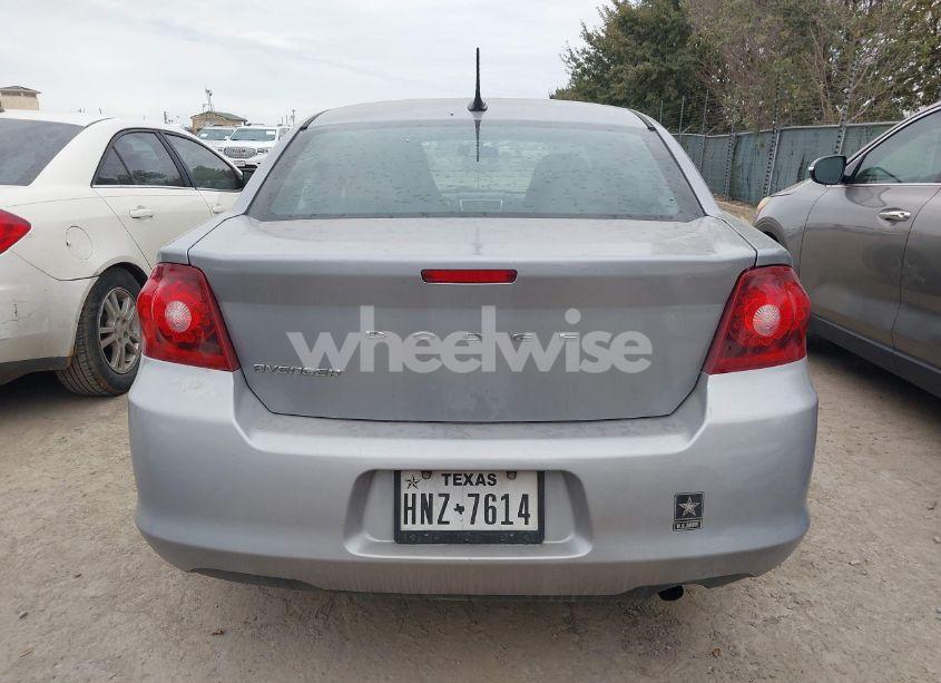 Photo 16 of 2013 Dodge Avenger SE (VIN 1C3CDZAB4DN607182)