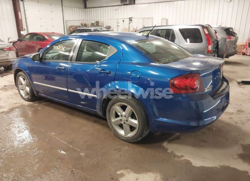 Photo 3 of 2013 Dodge Avenger SE (VIN 1C3CDZAB4DN688085)