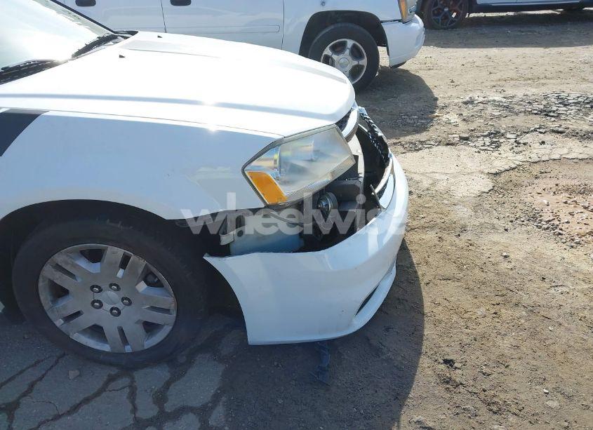 Photo 13 of 2014 Dodge Avenger SE (VIN 1C3CDZAB4EN111381)