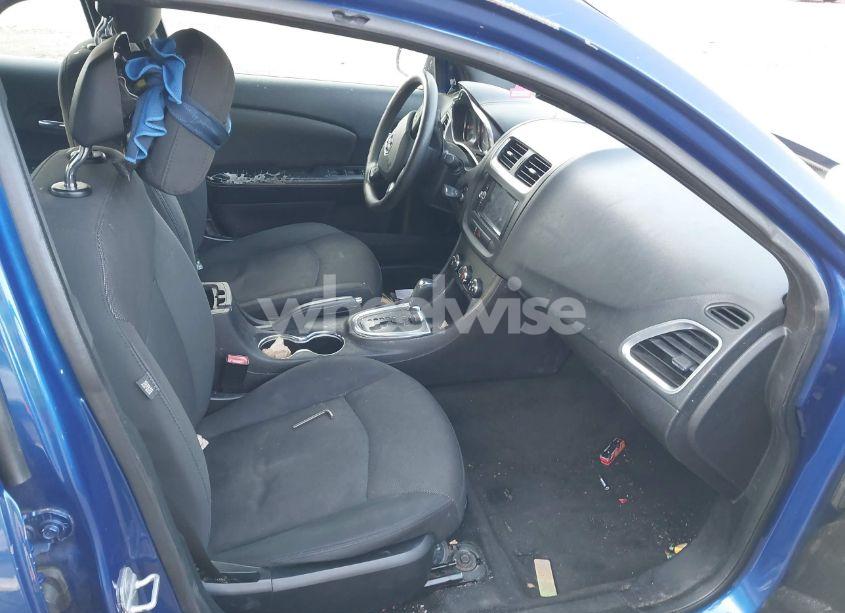 Photo 5 of 2014 Dodge Avenger SE (VIN 1C3CDZAB4EN112725)