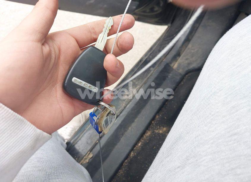 Photo 11 of 2014 Dodge Avenger SE (VIN 1C3CDZAB4EN139942)