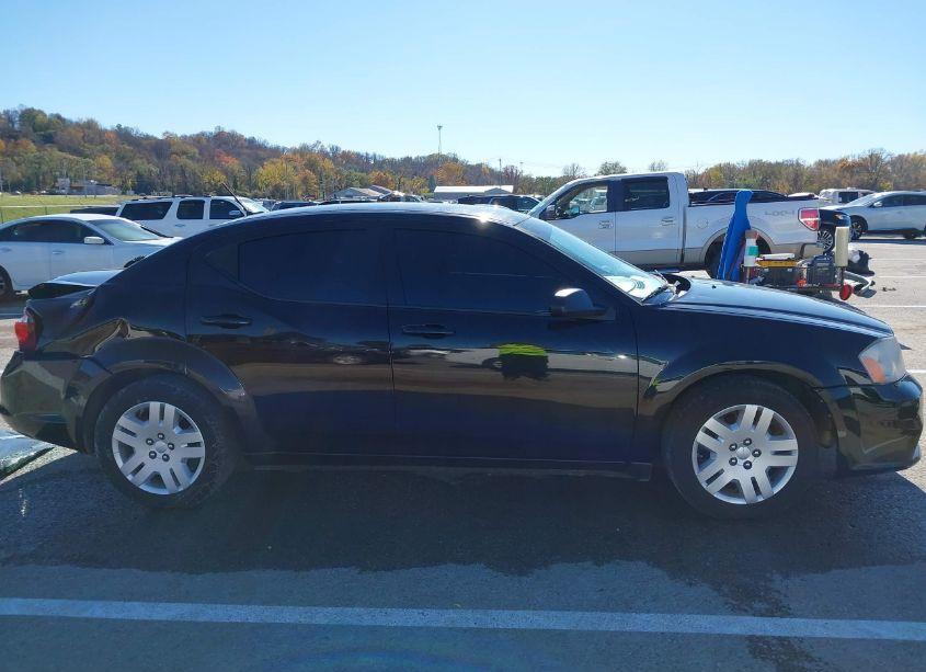 Photo 13 of 2014 Dodge Avenger SE (VIN 1C3CDZAB4EN196240)