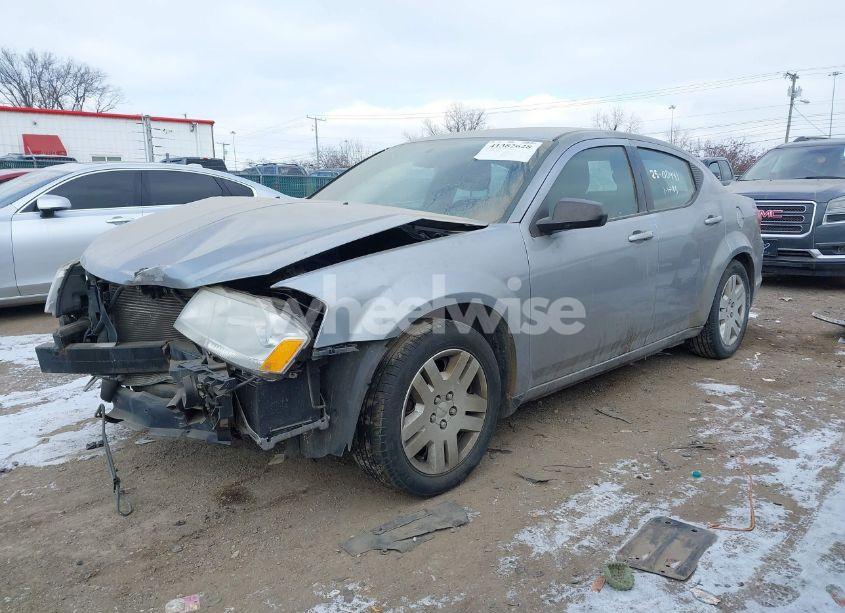 Photo 2 of 2014 Dodge Avenger SE (VIN 1C3CDZAB4EN215076)