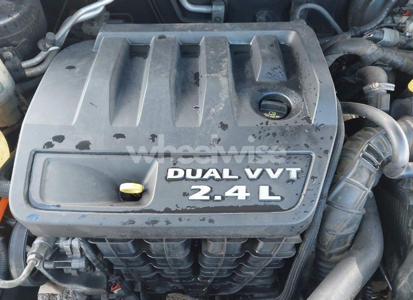 Photo 10 of 2012 Dodge Avenger SE (VIN 1C3CDZAB5CN243658)