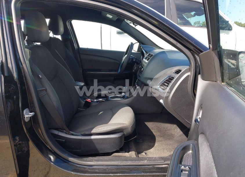 Photo 5 of 2012 Dodge Avenger SE (VIN 1C3CDZAB5CN243658)