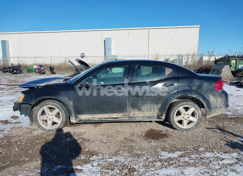 Photo 14 of 2013 Dodge Avenger SE (VIN 1C3CDZAB5DN565069)