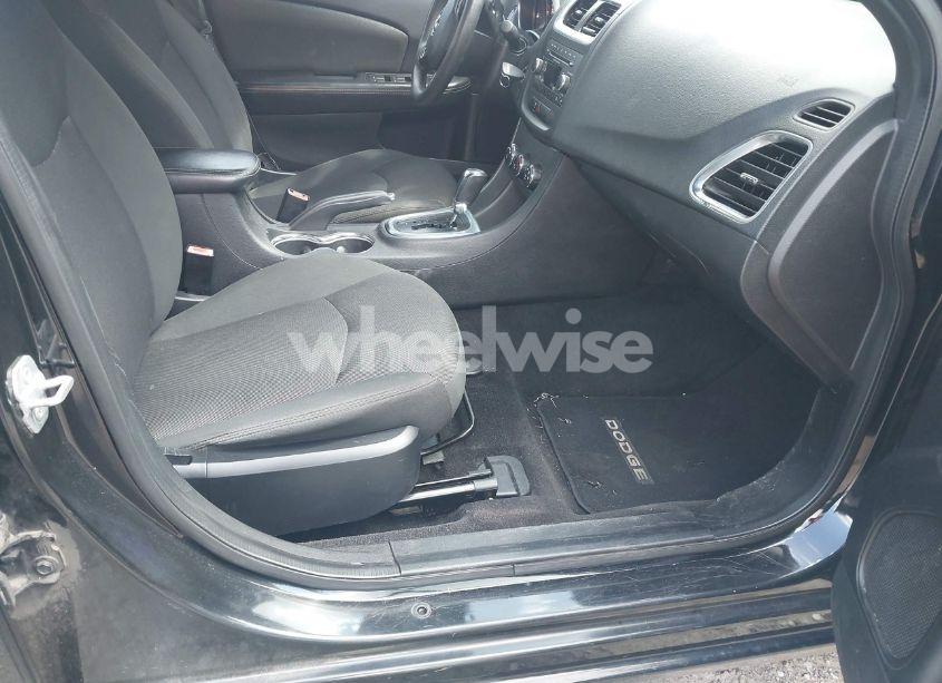 Photo 5 of 2013 Dodge Avenger (VIN 1C3CDZAB5DN587122)